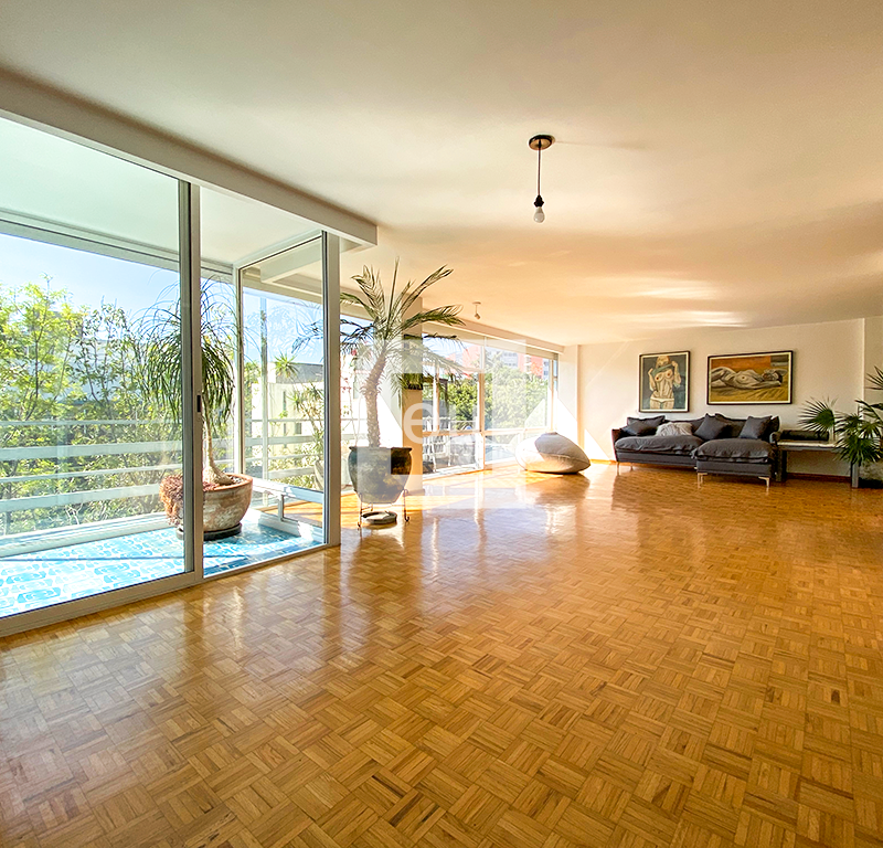 Property Thumb