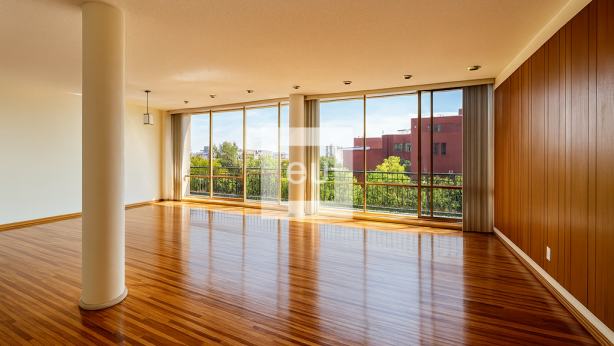 AV. 1 DE MAYO, 8 DE AGOSTO 15 FOTOFRAME 26 – Espacios Urbanos